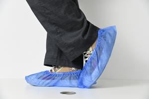 一次性鞋套的用途！
