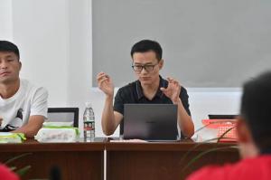 四川大學(xué)科研專家團(tuán)到四川利美進(jìn)行可降解醫(yī)用材料技術(shù)研討